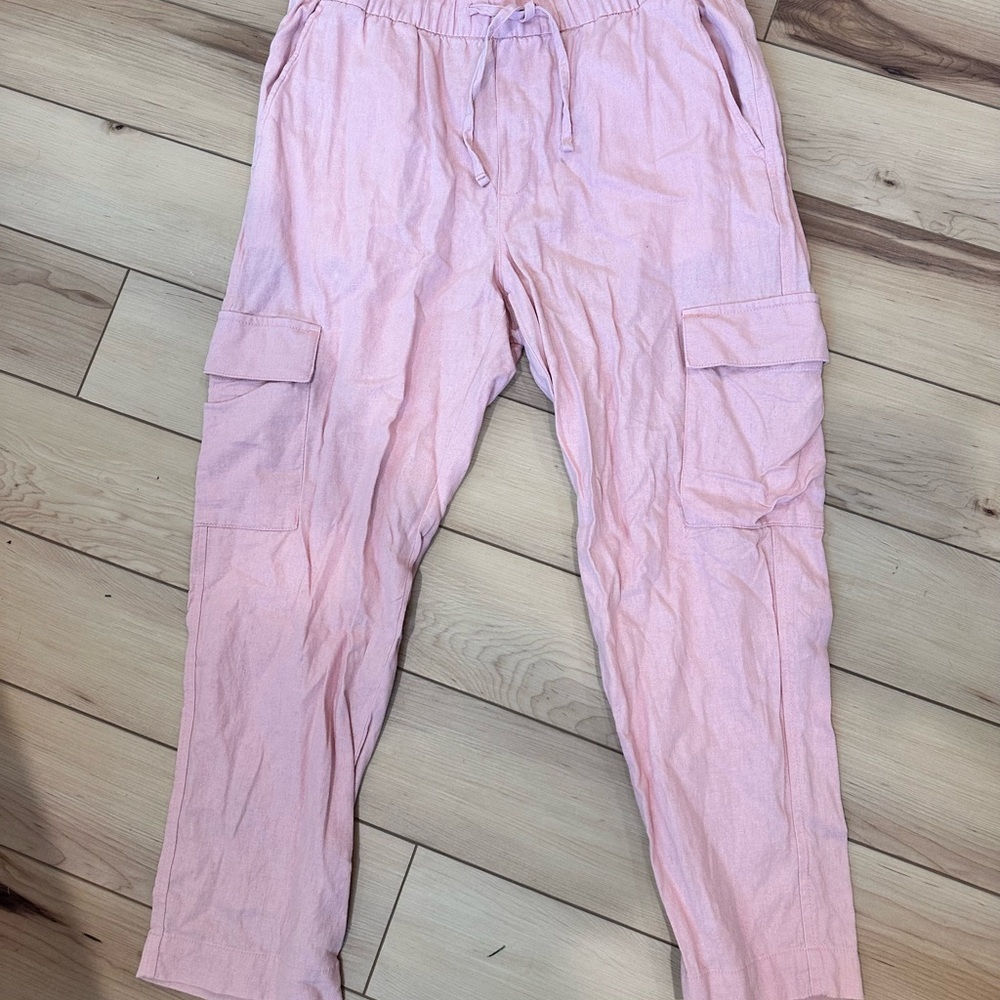 GAP Pink Cargo Capris